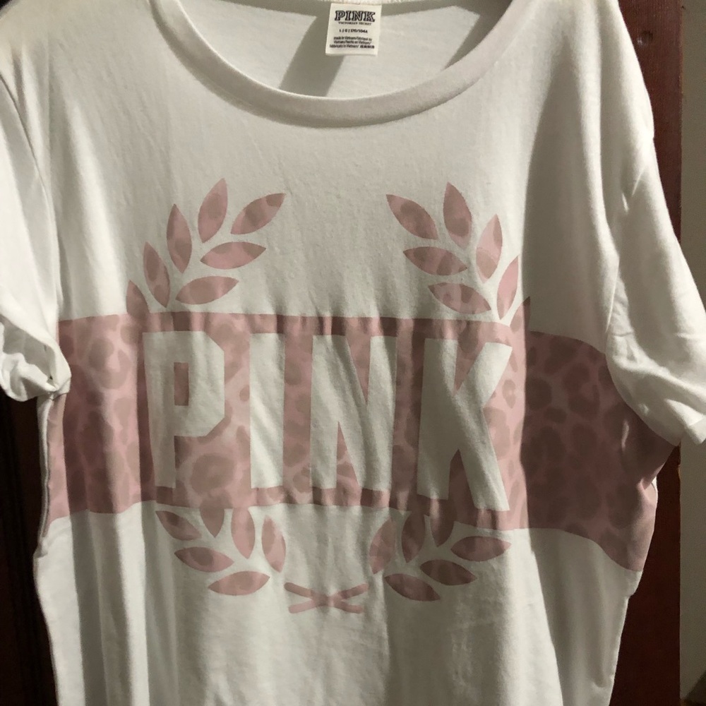 Victoria’s Secret PINK top